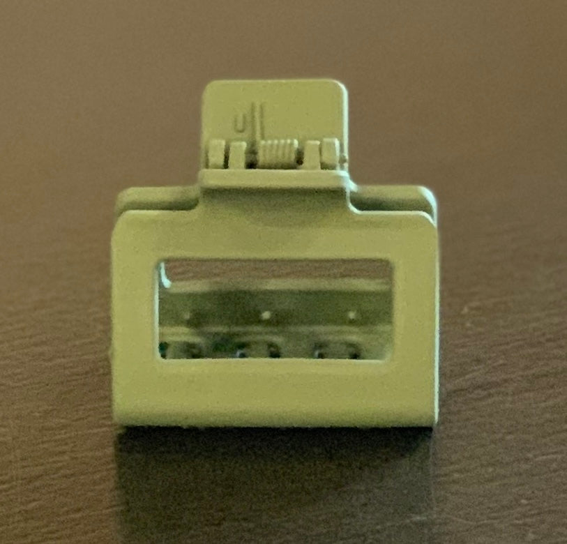 . Small Open Hair Clips