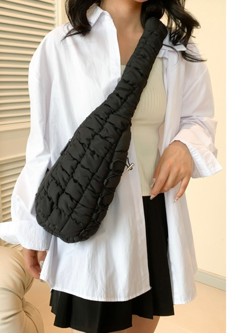 . QUILTED PUFFY CROSSBODY SLING BAG