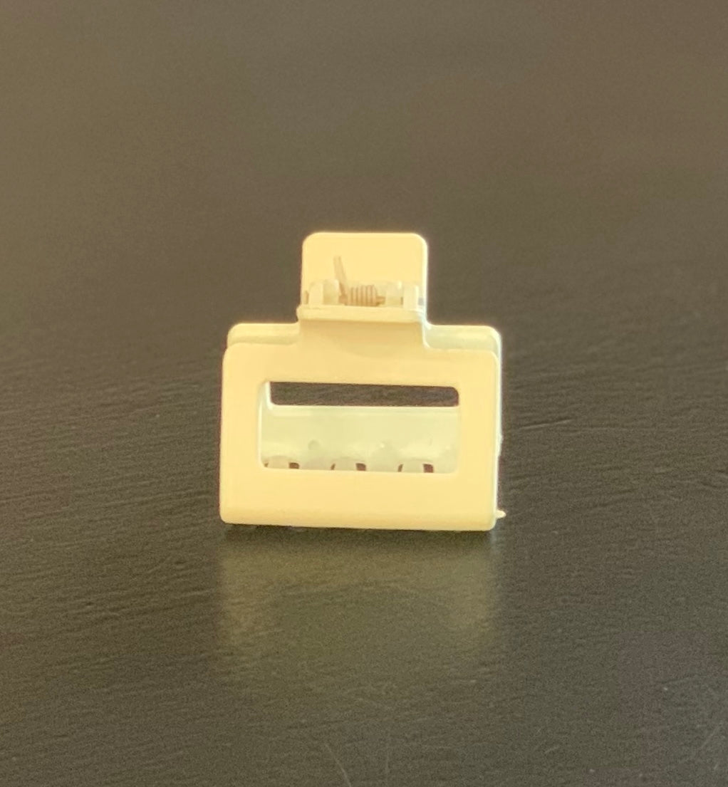 . Small Open Hair Clips