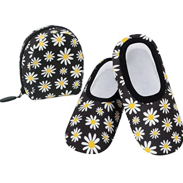 . Daisy Skinnies With Travel Pouch Slippers