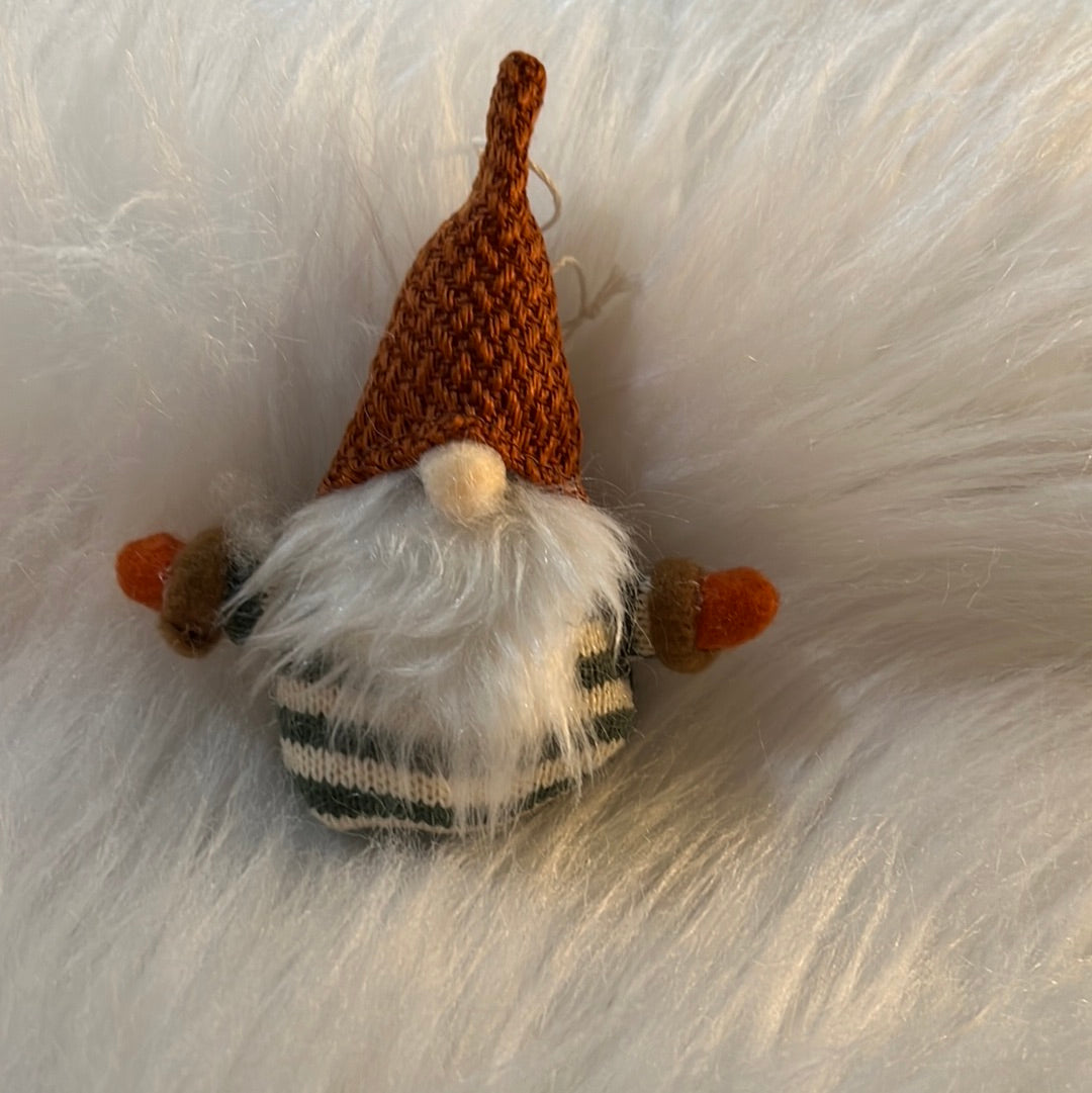 Load image into Gallery viewer, * Autumn Gnome Ornament
